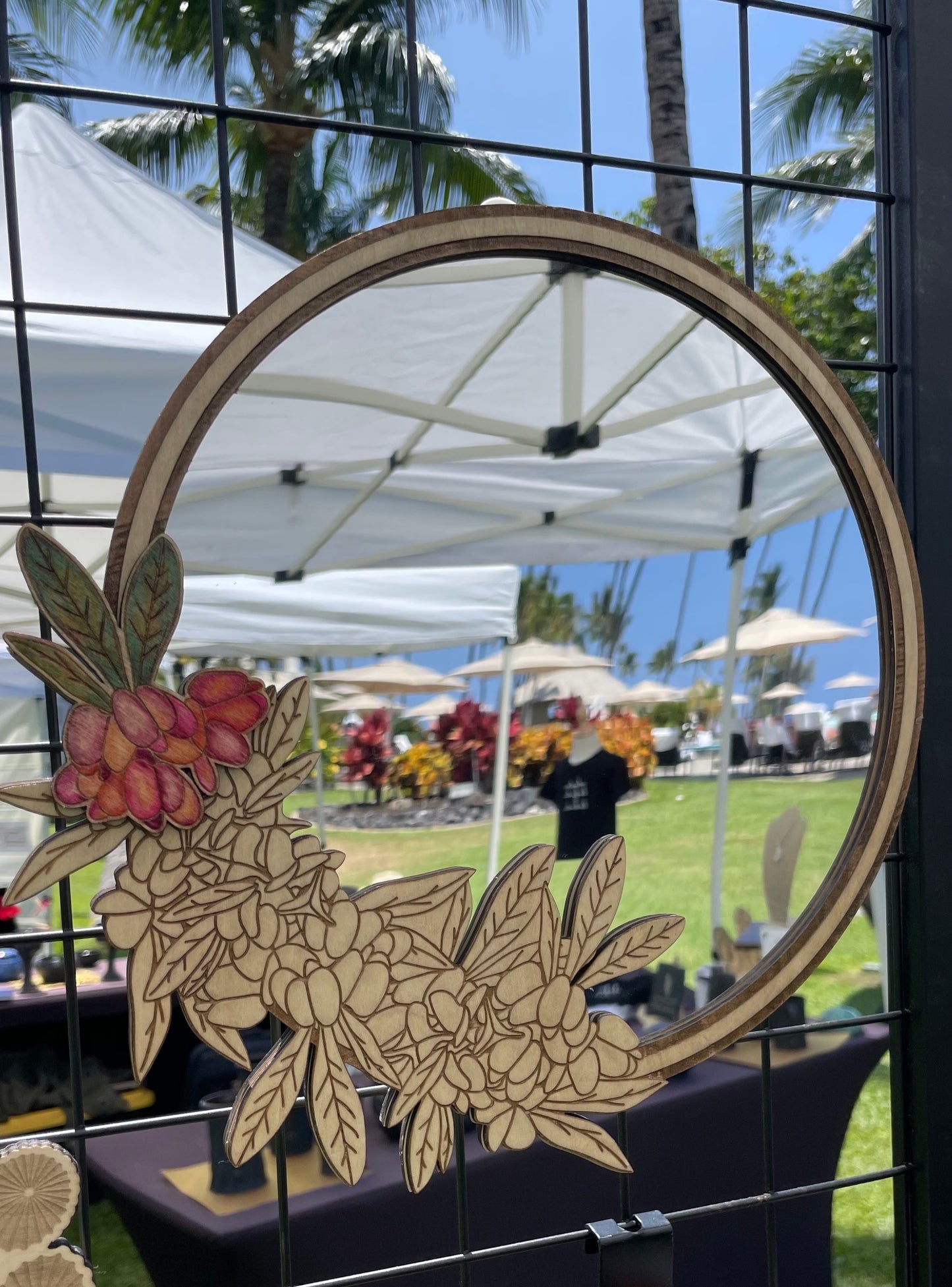 ʻAʻaliʻi Mirror