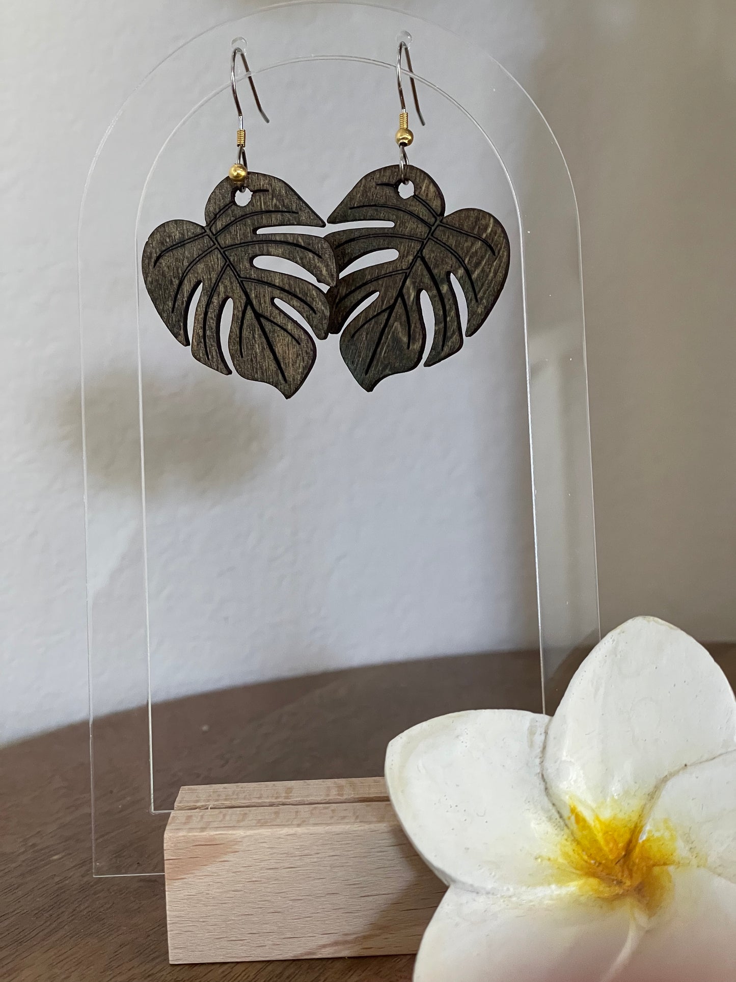 Earrings - Monstera