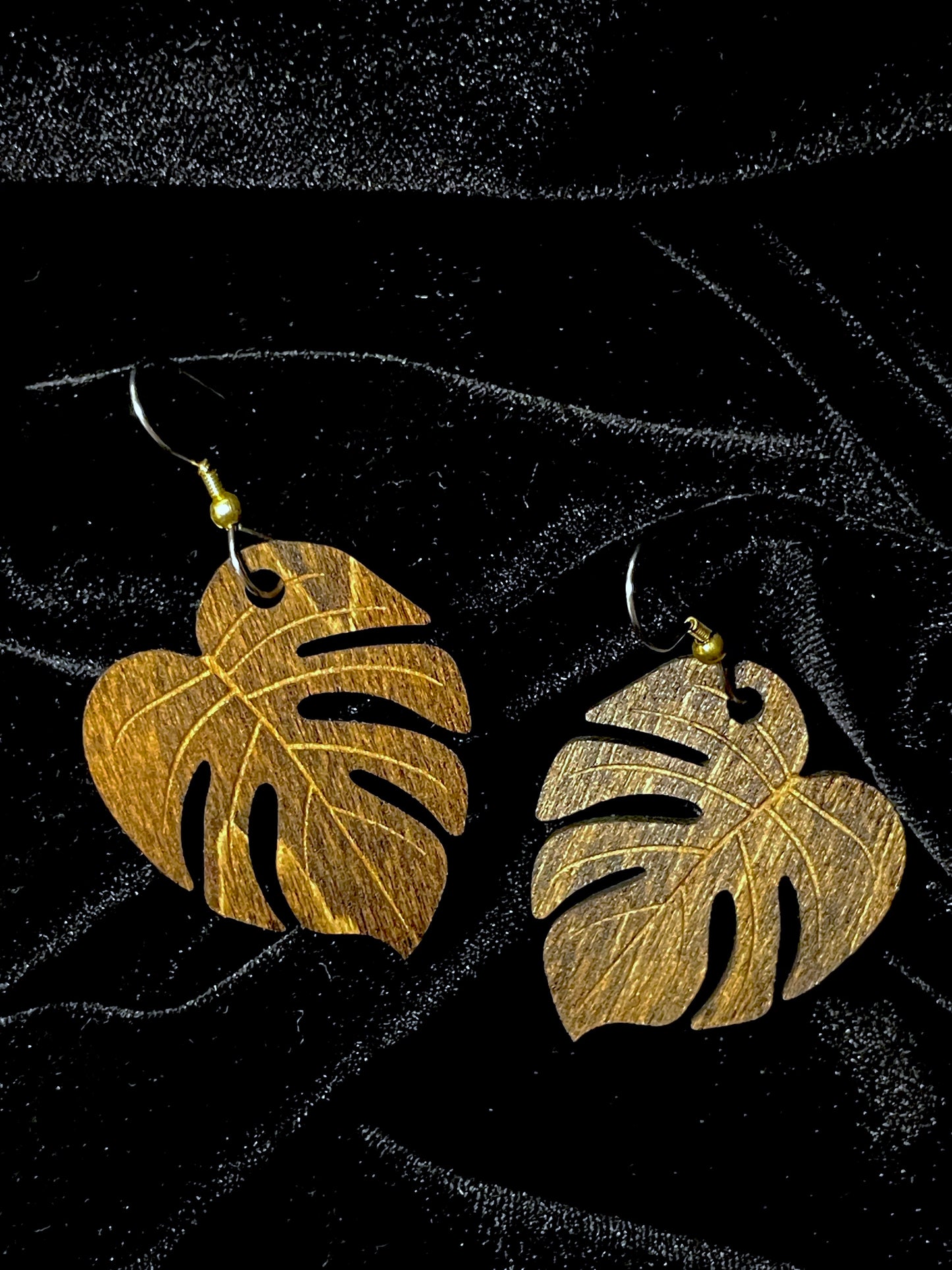 Earrings - Monstera